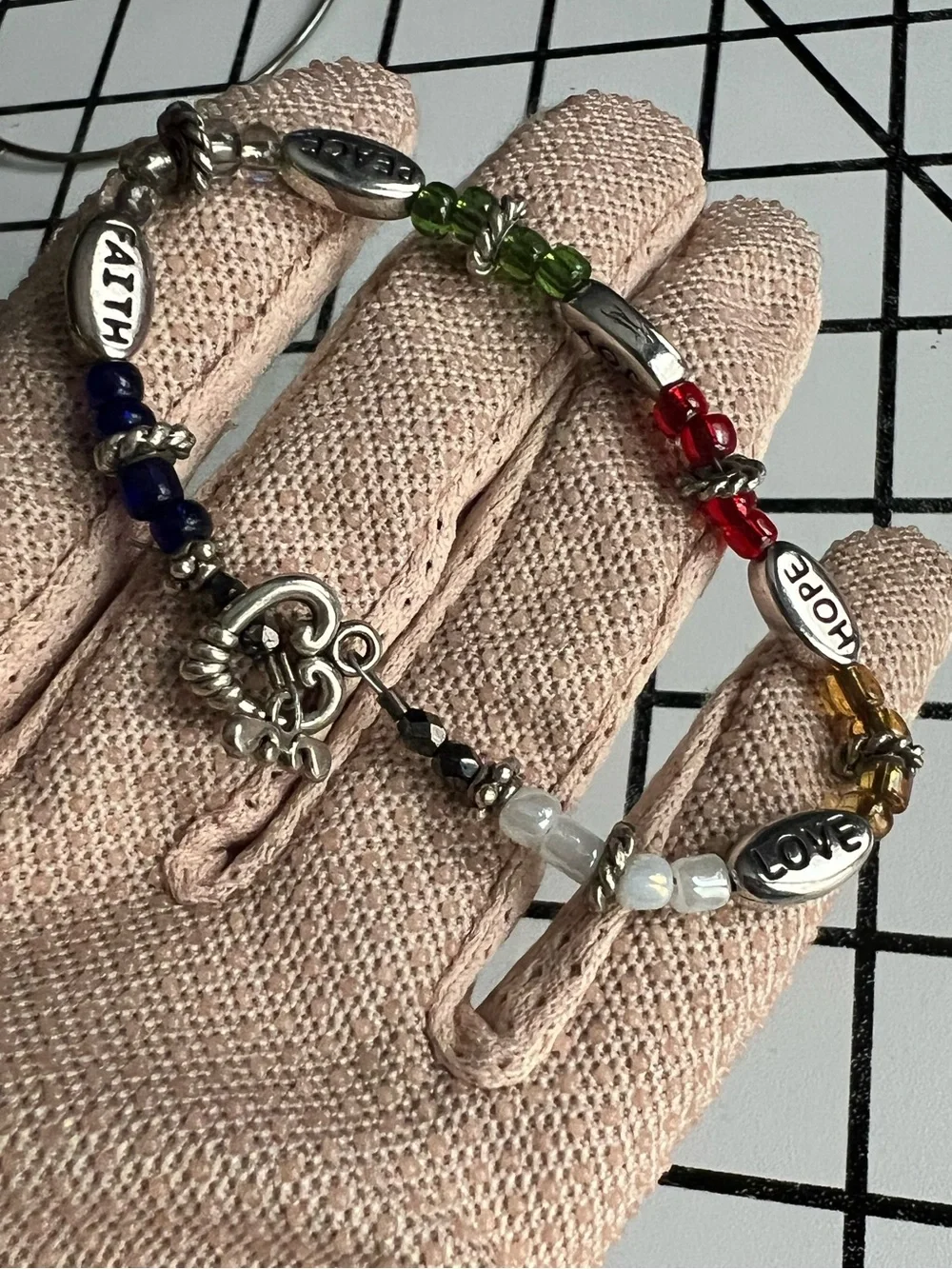 Vintage Faith Hope Love Peace Joy Word Charm Bracelet Silvertone Rainbow